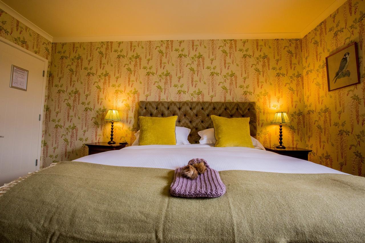 The Hawk Inn Andover Zewnętrze zdjęcie